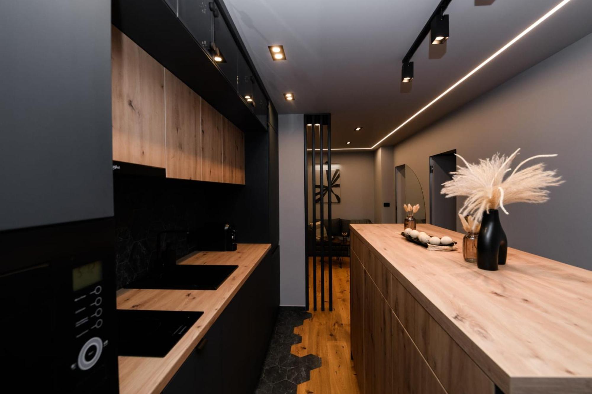 Pnt Apartment Алба-Юлія Екстер'єр фото
